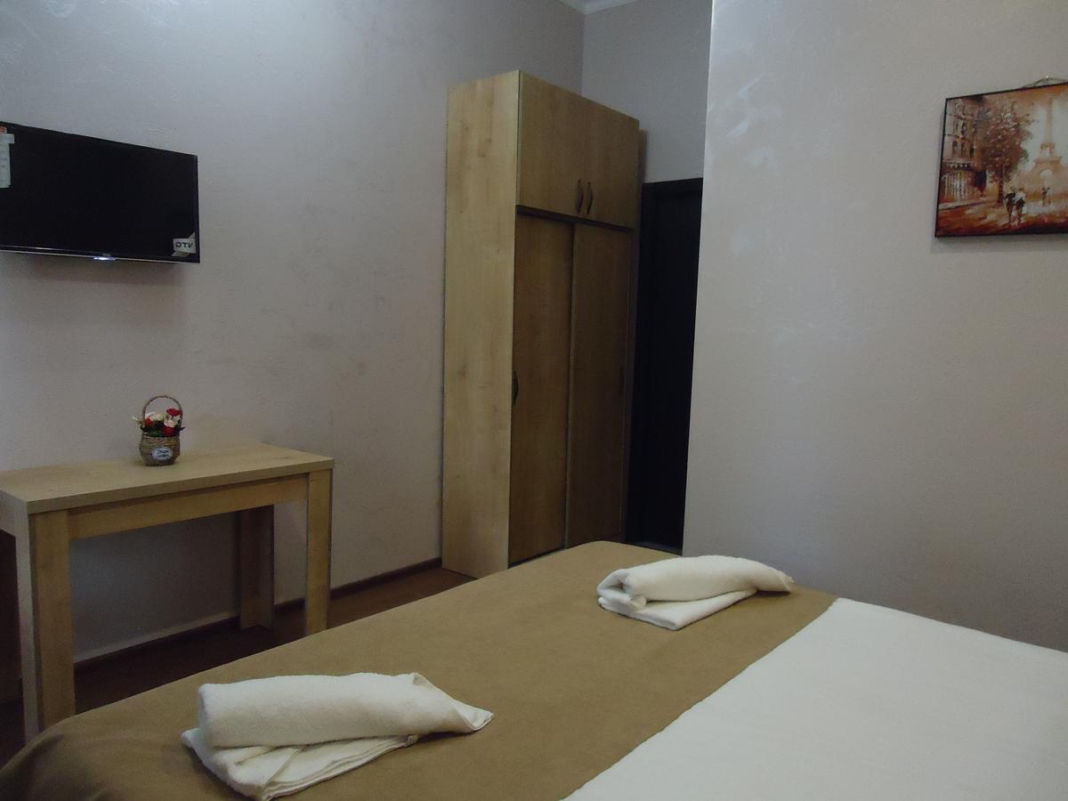 La'Rooms Kutaisi Ngoại thất bức ảnh