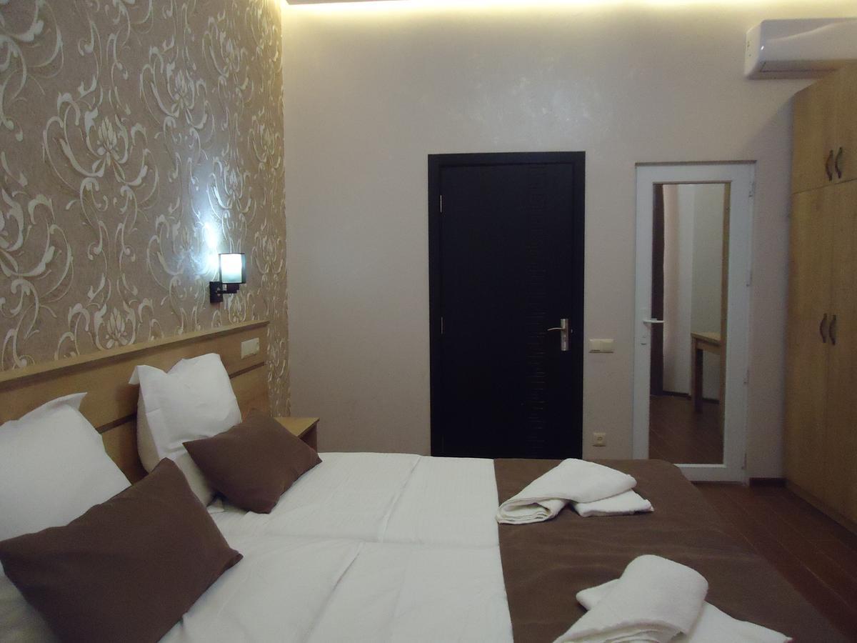 La'Rooms Kutaisi Ngoại thất bức ảnh