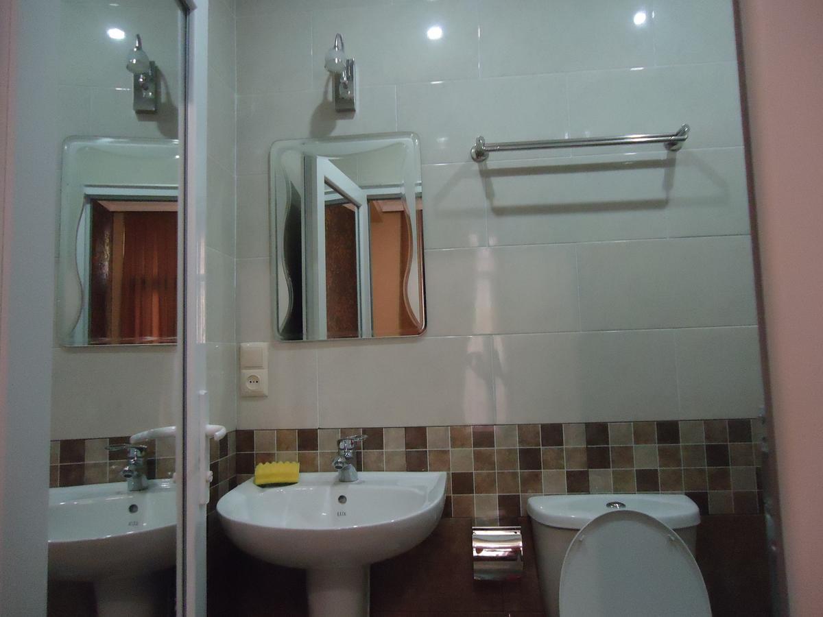 La'Rooms Kutaisi Ngoại thất bức ảnh