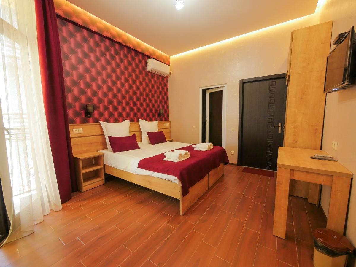 La'Rooms Kutaisi Ngoại thất bức ảnh